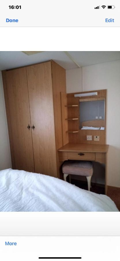 I13 The Chase Caravan Park Инголдмелс Екстериор снимка