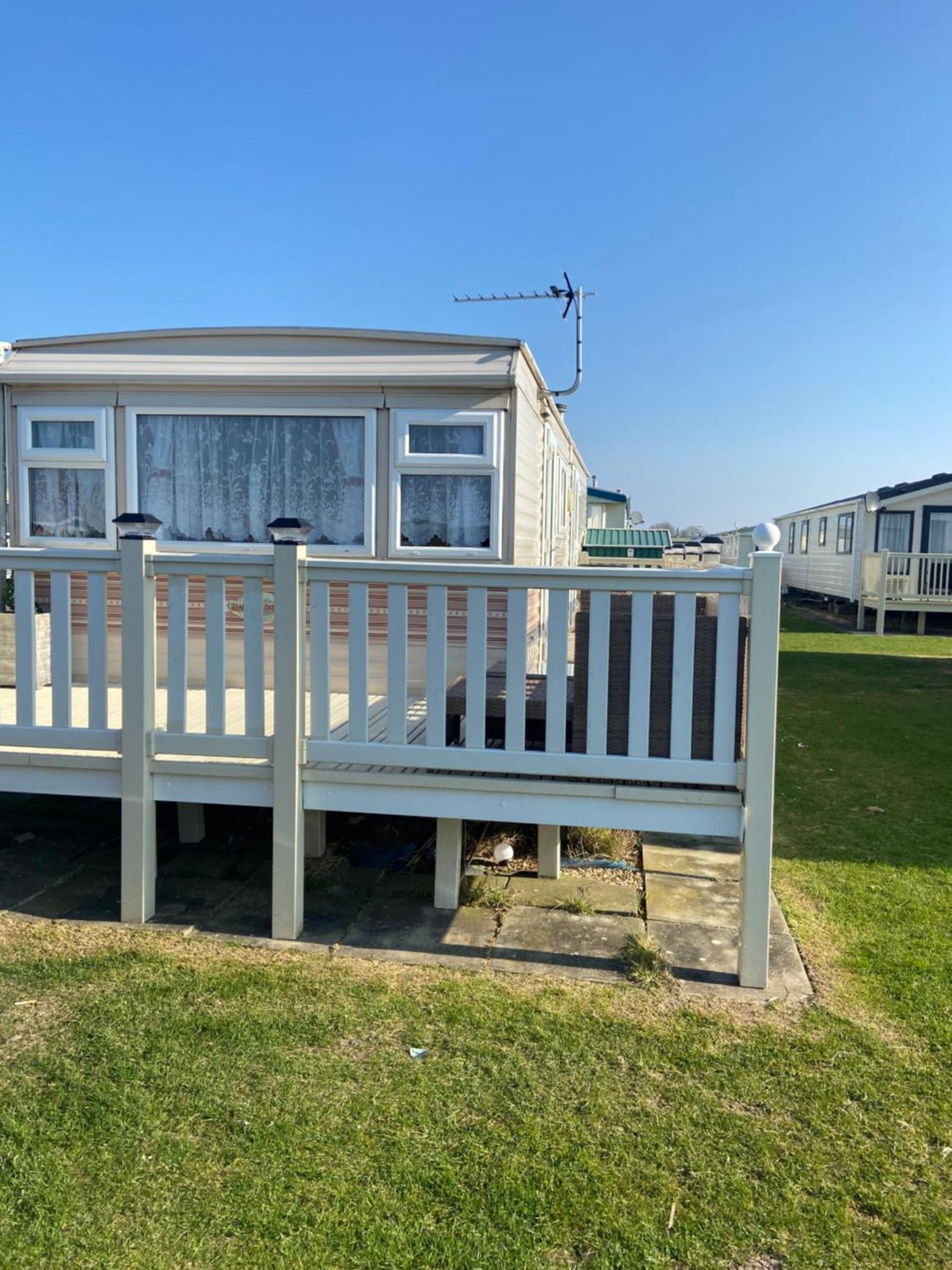I13 The Chase Caravan Park Инголдмелс Екстериор снимка